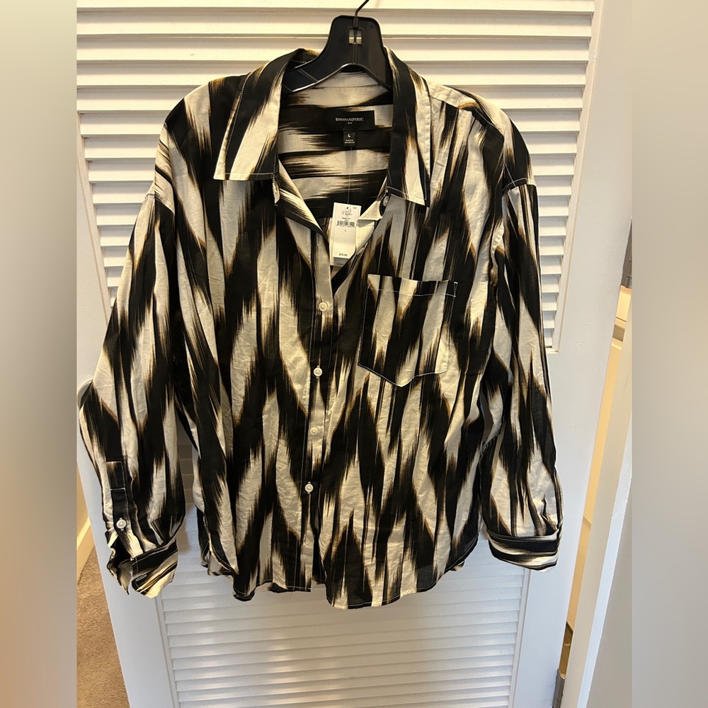 Black and White Patterned Button-Up Shirt